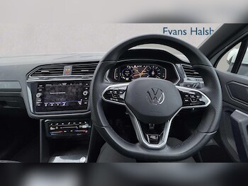 Used Volkswagen Tiguan 2021 for sale - 77373735: Photo