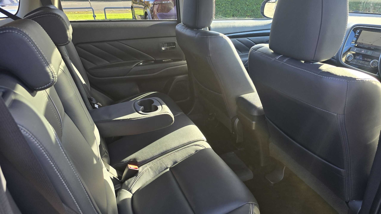 Used Mitsubishi Outlander 2017 for sale - 76401335: Photo 19