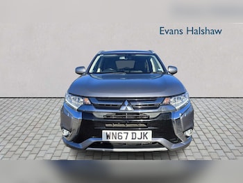 Used Mitsubishi Outlander 2017 for sale - 76401335: Photo