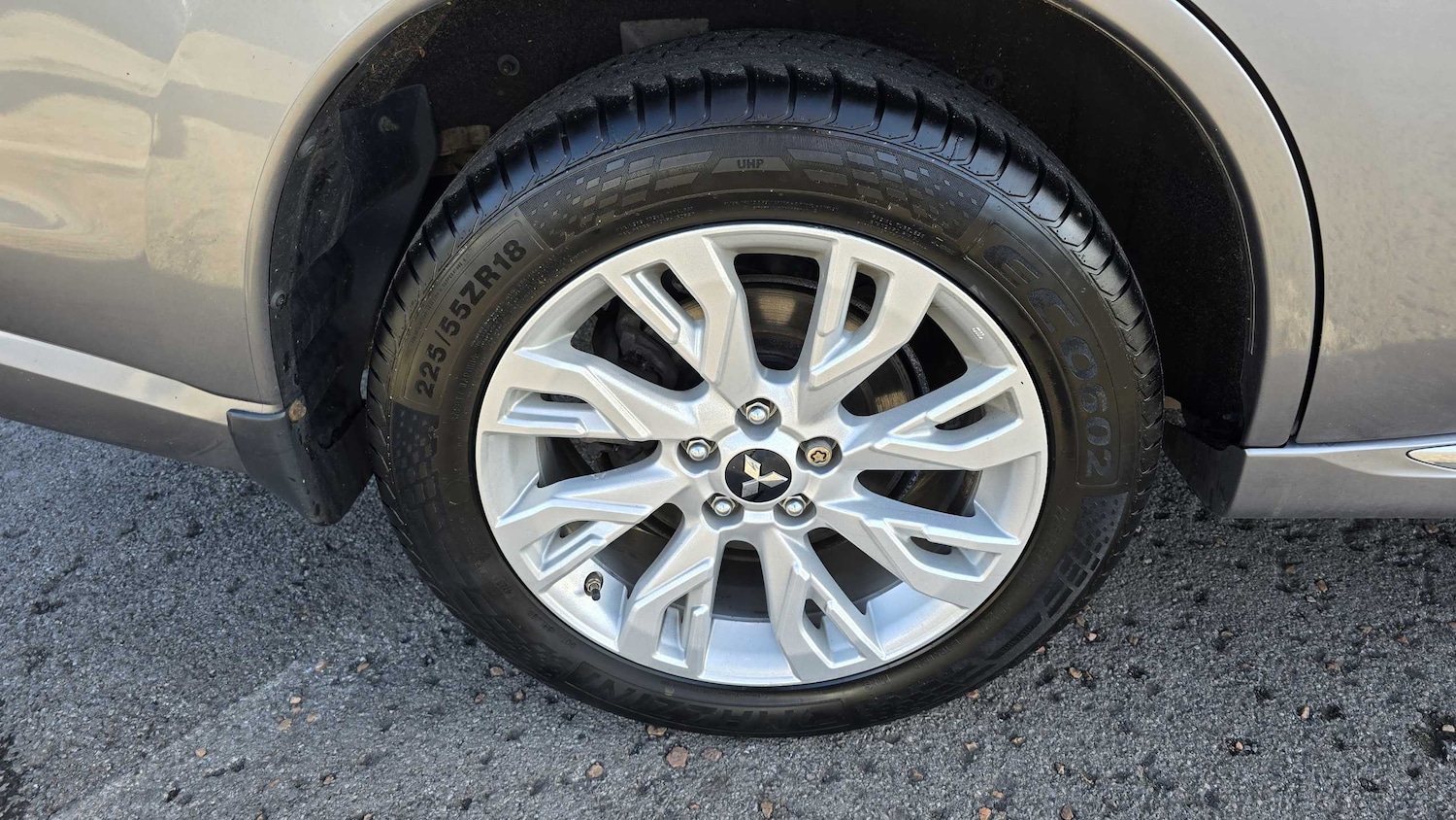 Used Mitsubishi Outlander 2017 for sale - 76401335: Photo 9