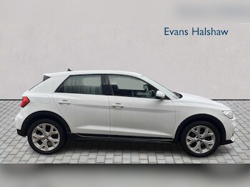 Used Audi A3 2021 for sale - 76967844: Photo