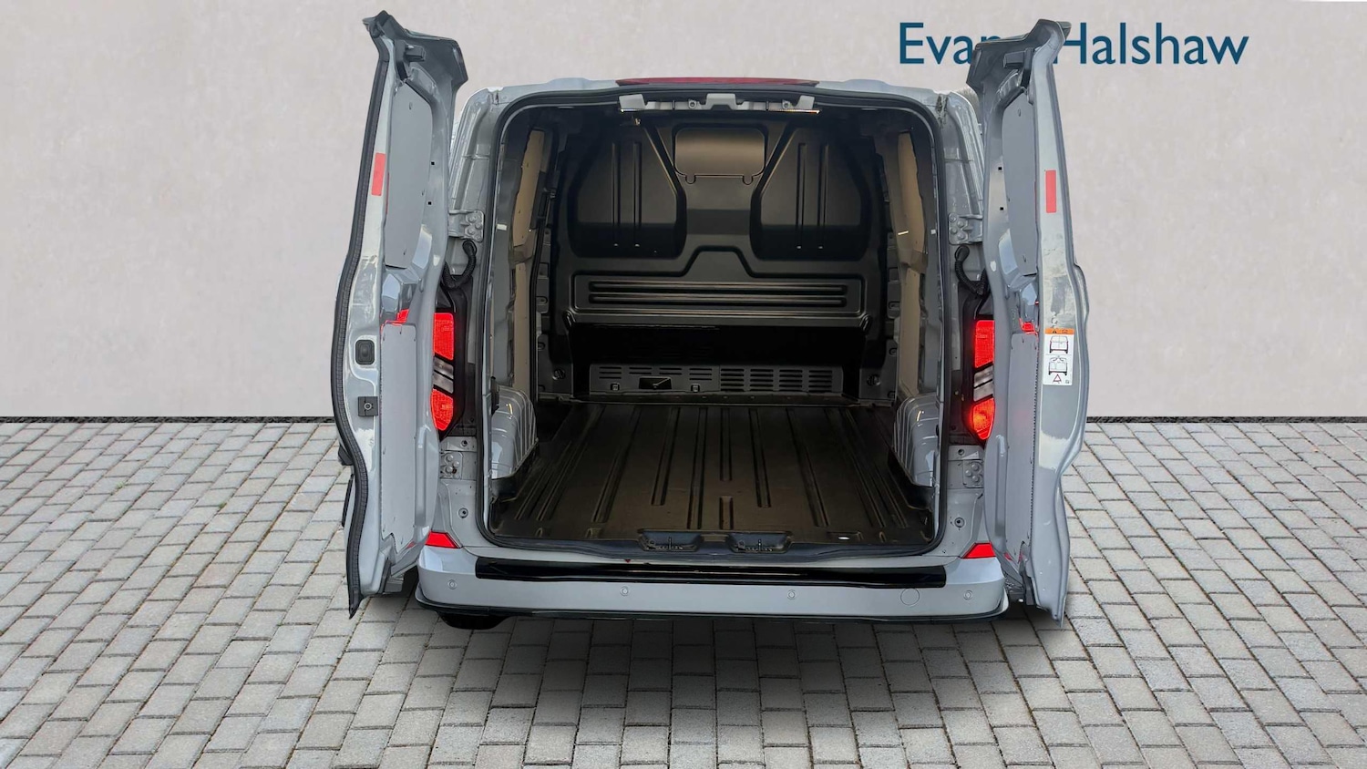 Used Ford Transit Custom 2023 for sale - 77233065: Photo 5