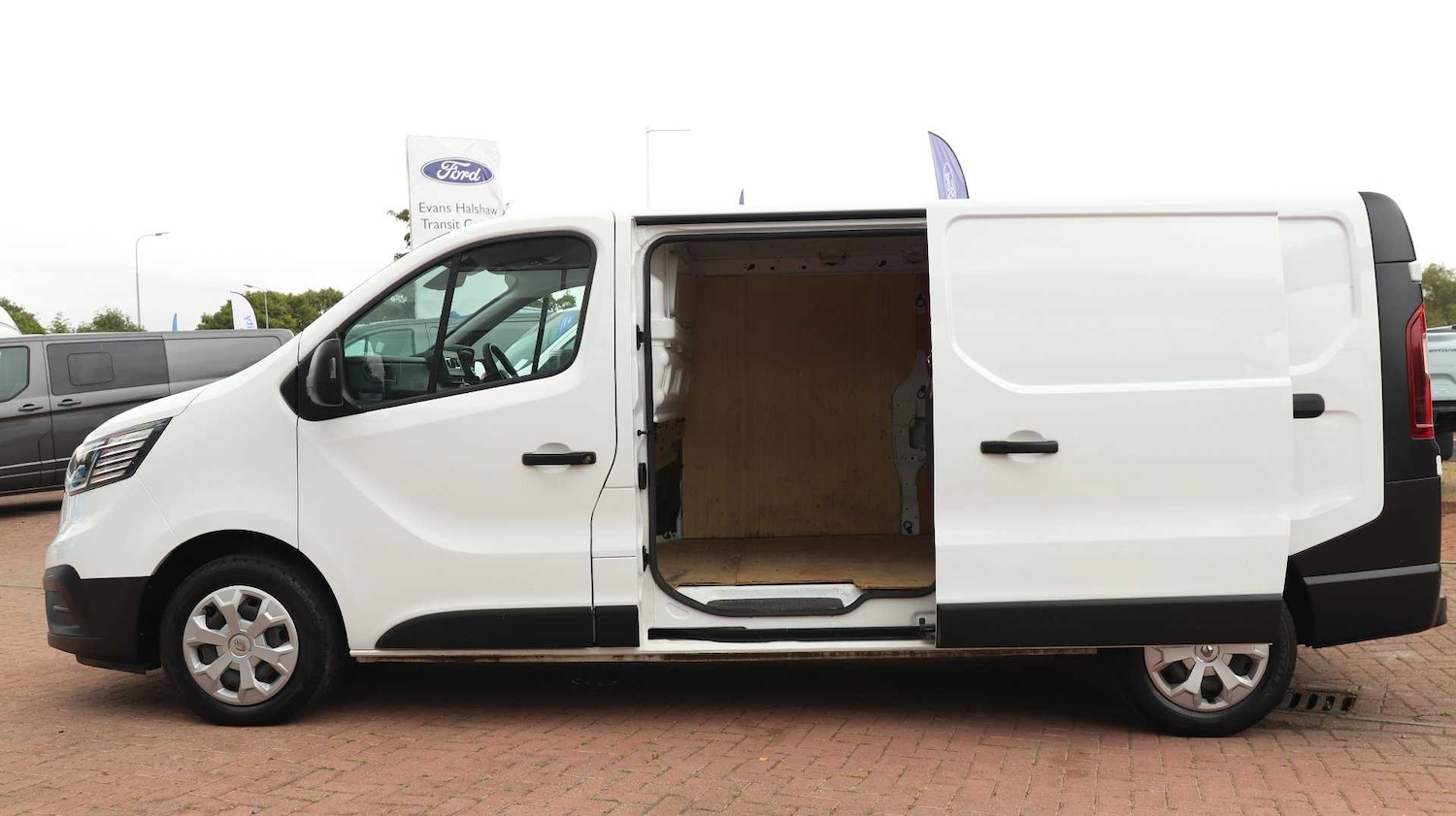 Used Renault Trafic 2022 for sale - 75818270: Photo 10