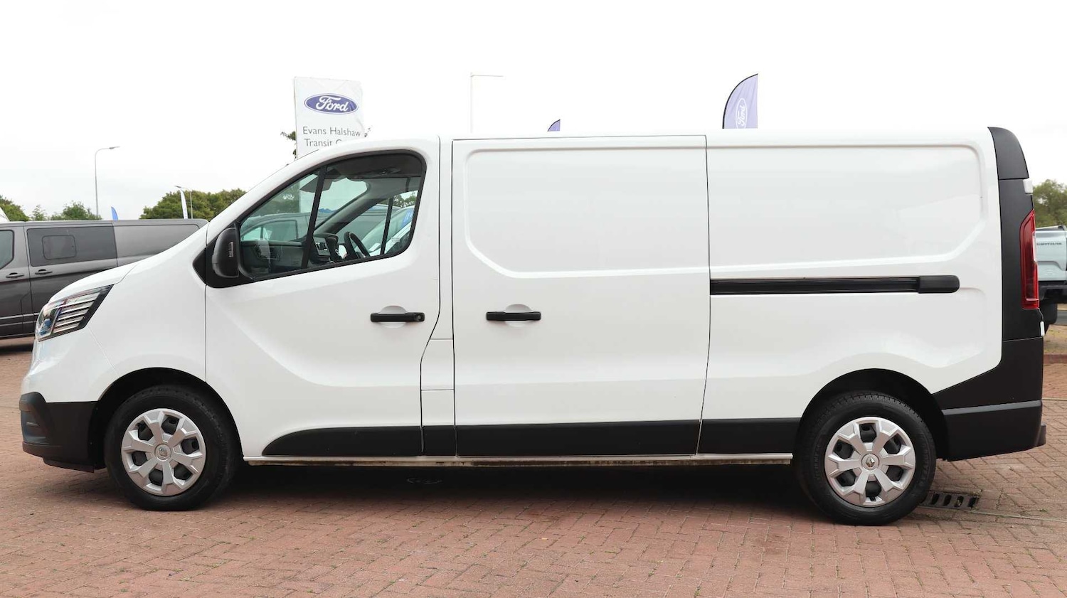Used Renault Trafic 2022 for sale - 75818270: Photo 9
