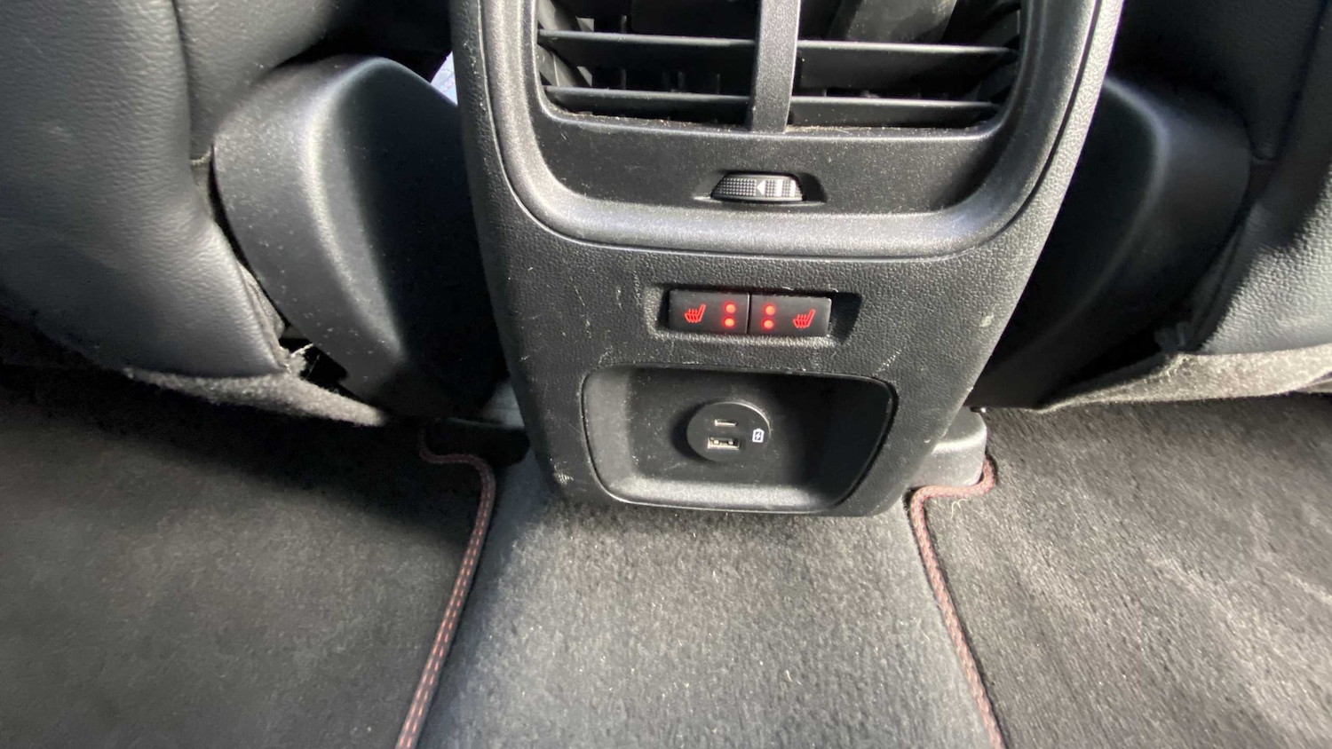 Used Ford Kuga 2022 for sale - 75968052: Photo 11
