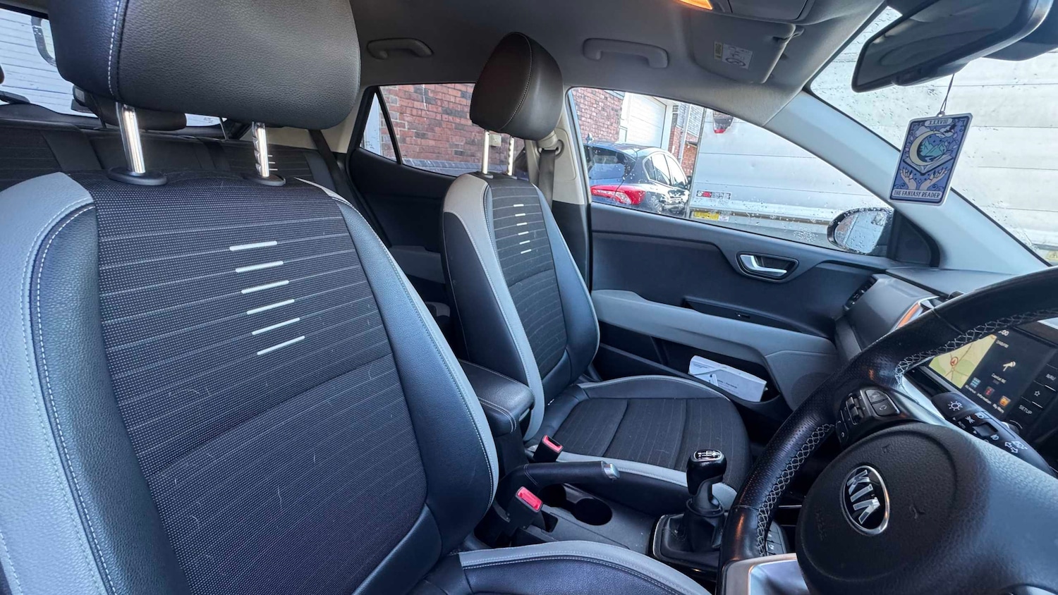 Used Kia Stonic 2018 for sale - 78119021: Photo 11