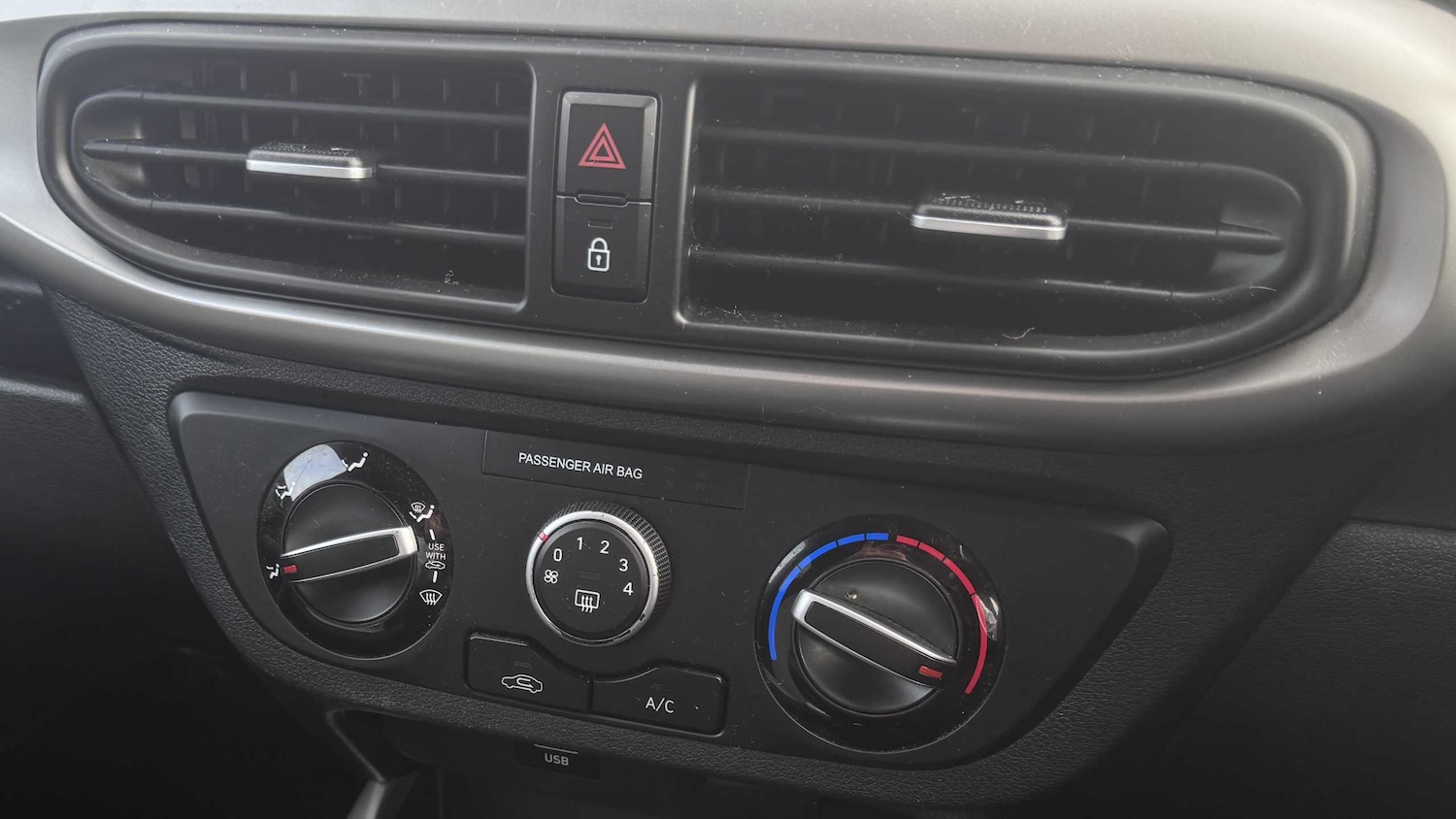 Used Hyundai i10 2021 for sale - 76842998: Photo 16