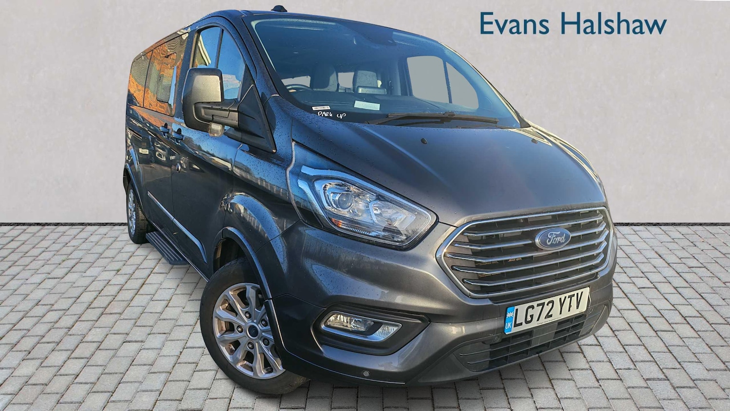 Used Ford Tourneo Custom 2023 for sale - 76624529: Photo 1