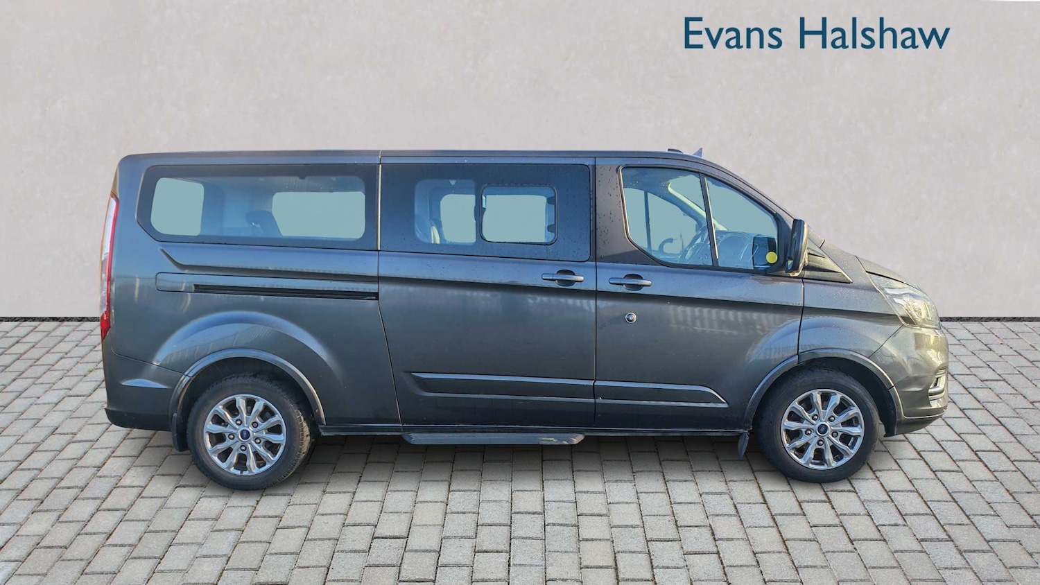 Used Ford Tourneo Custom 2023 for sale - 76624529: Photo 3