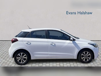 Used Hyundai i20 2019 for sale - 79172206: Photo
