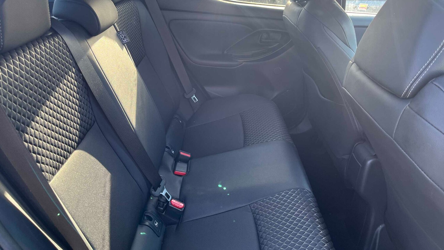 Used Mazda Mazda2 HYBRID 2022 for sale - 77741108: Photo 10