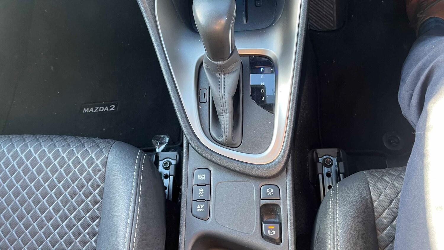 Used Mazda Mazda2 HYBRID 2022 for sale - 77741108: Photo 13