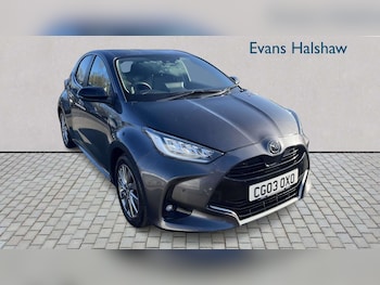 Mazda Mazda2 HYBRID feature image