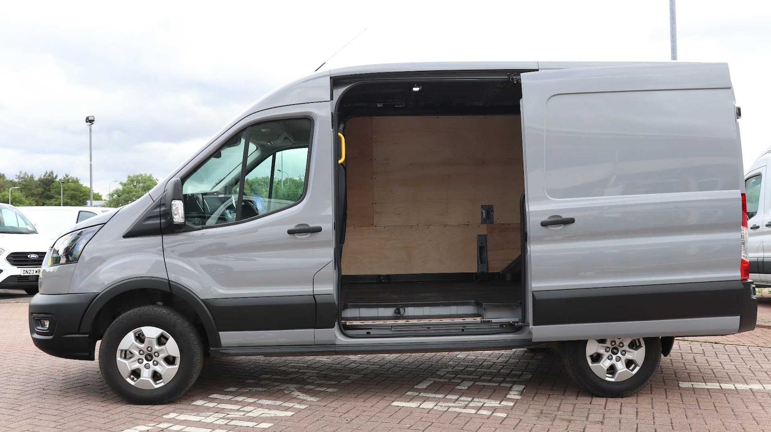 Used Ford Transit 2024 for sale - 76692155: Photo 10