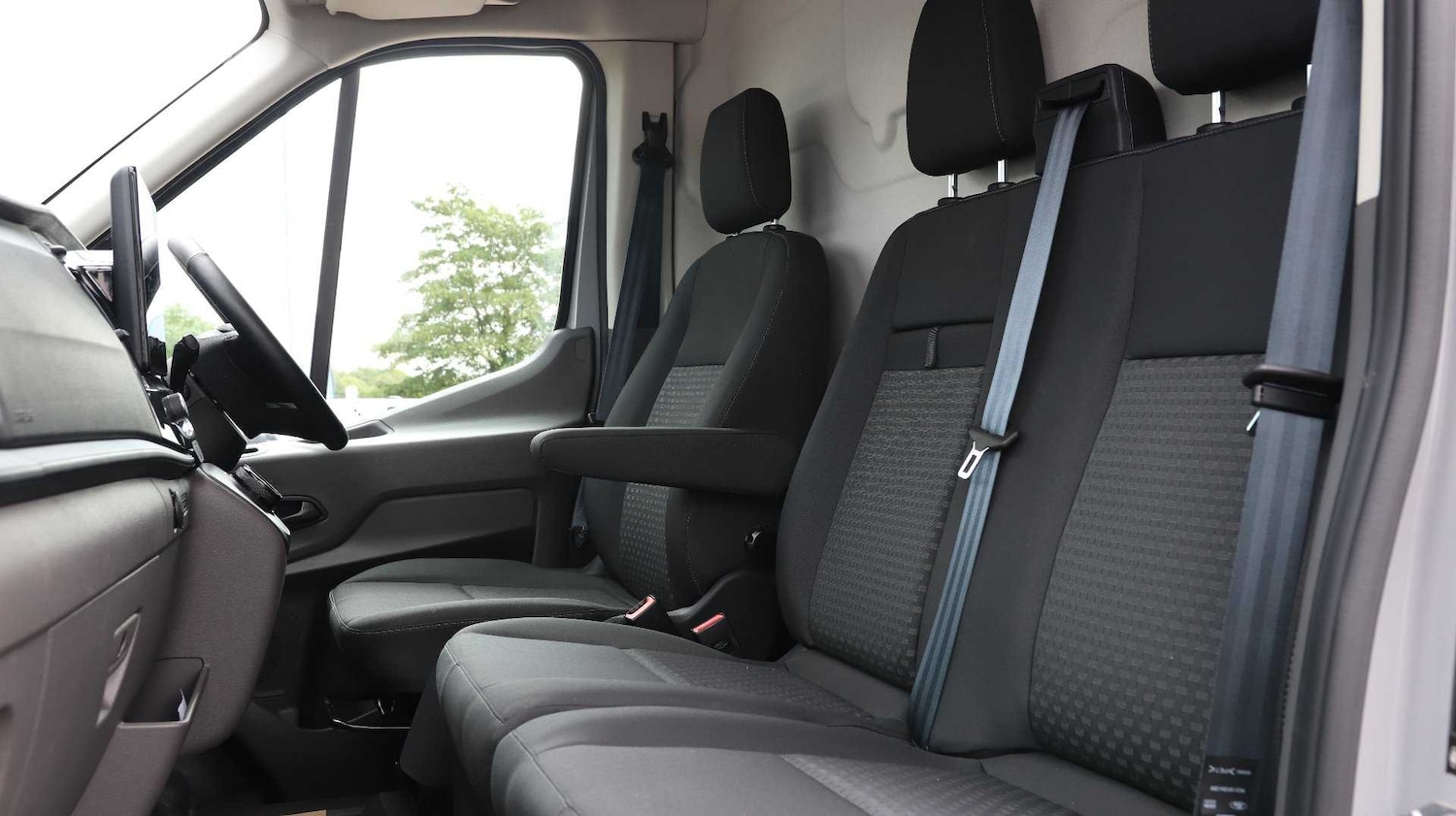 Used Ford Transit 2024 for sale - 76692155: Photo 23