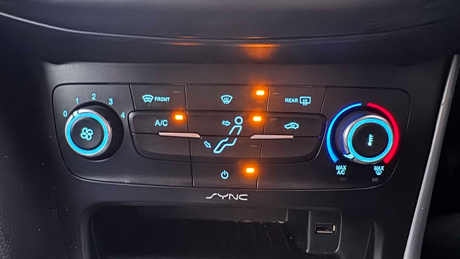 Used Ford Focus 2015 for sale - 77219628: Photo 12