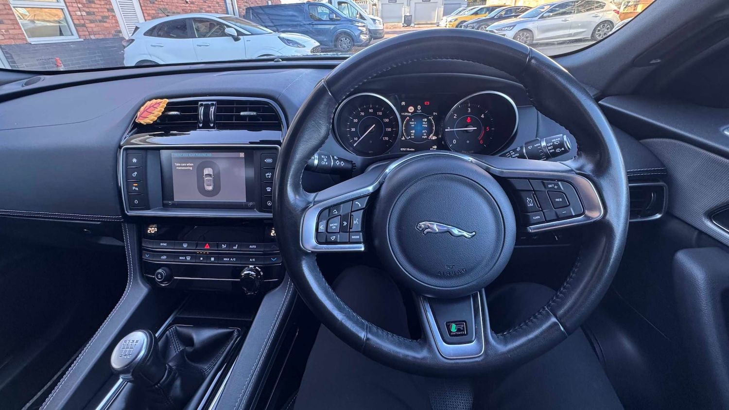 Used Jaguar F-Pace 2018 for sale - 76761143: Photo 18