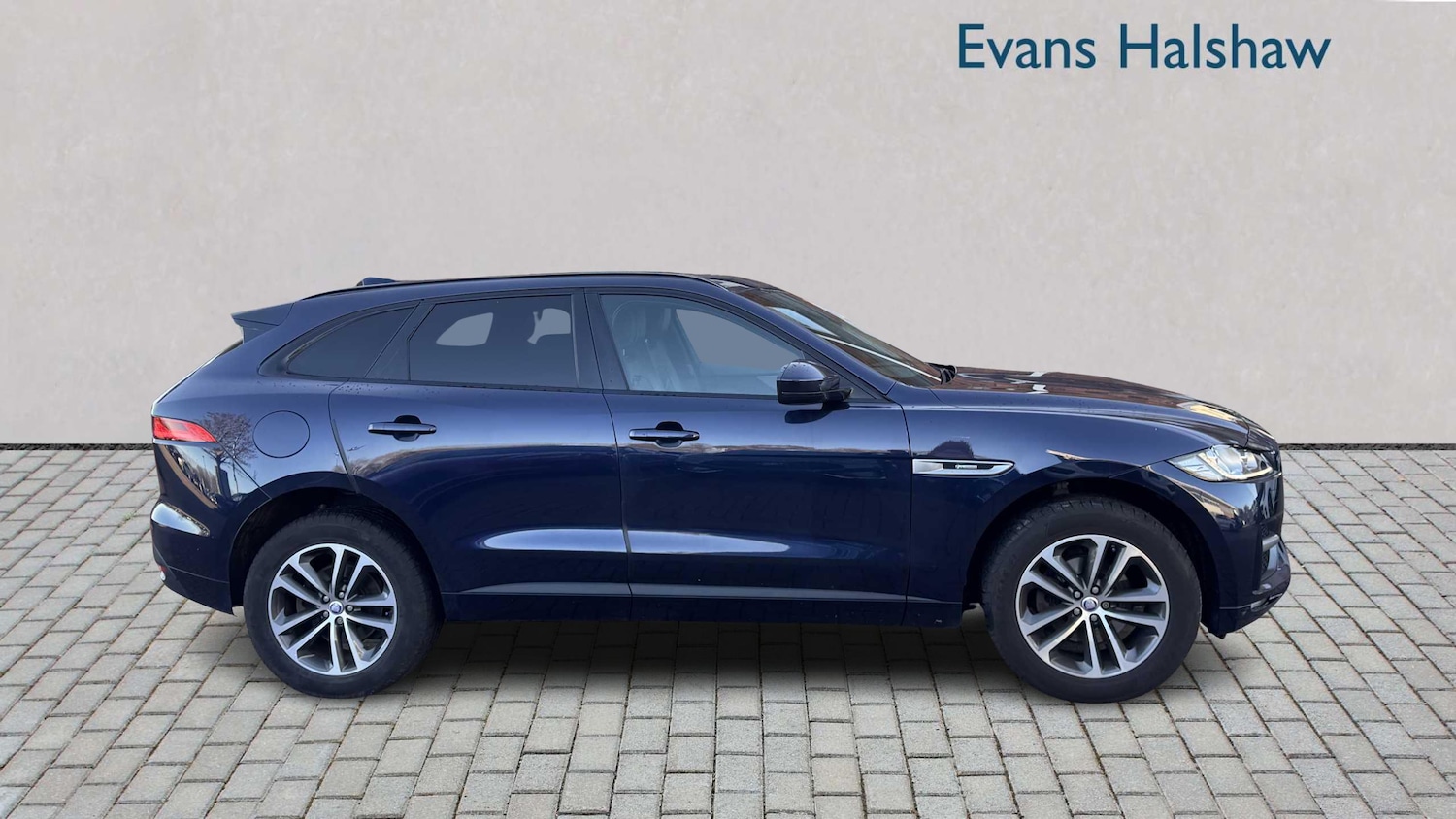 Used Jaguar F-Pace 2018 for sale - 76761143: Photo 8
