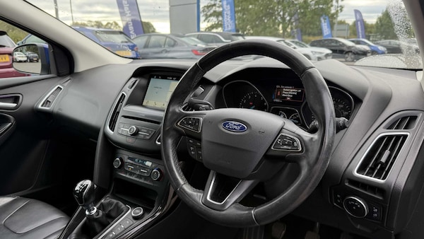 Used Ford Focus 2018 for sale - 76249085: Photo 15