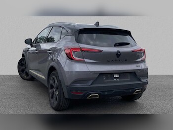 Used Renault Captur 2024 for sale - 75452643: Photo