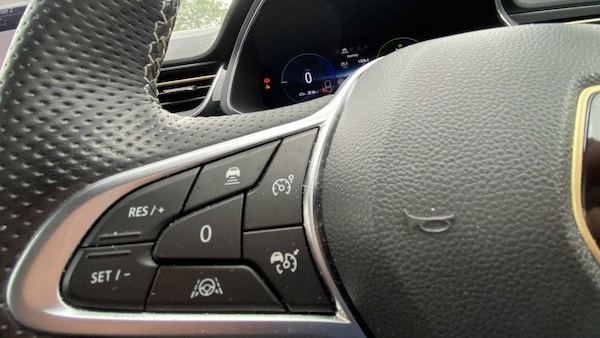 Used Renault Captur for sale - 75452643: Photo 9