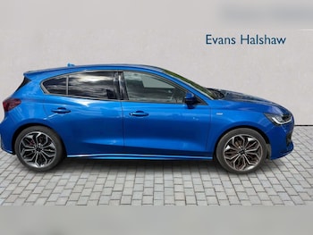 Used Ford Focus 2023 for sale - 78551266: Photo