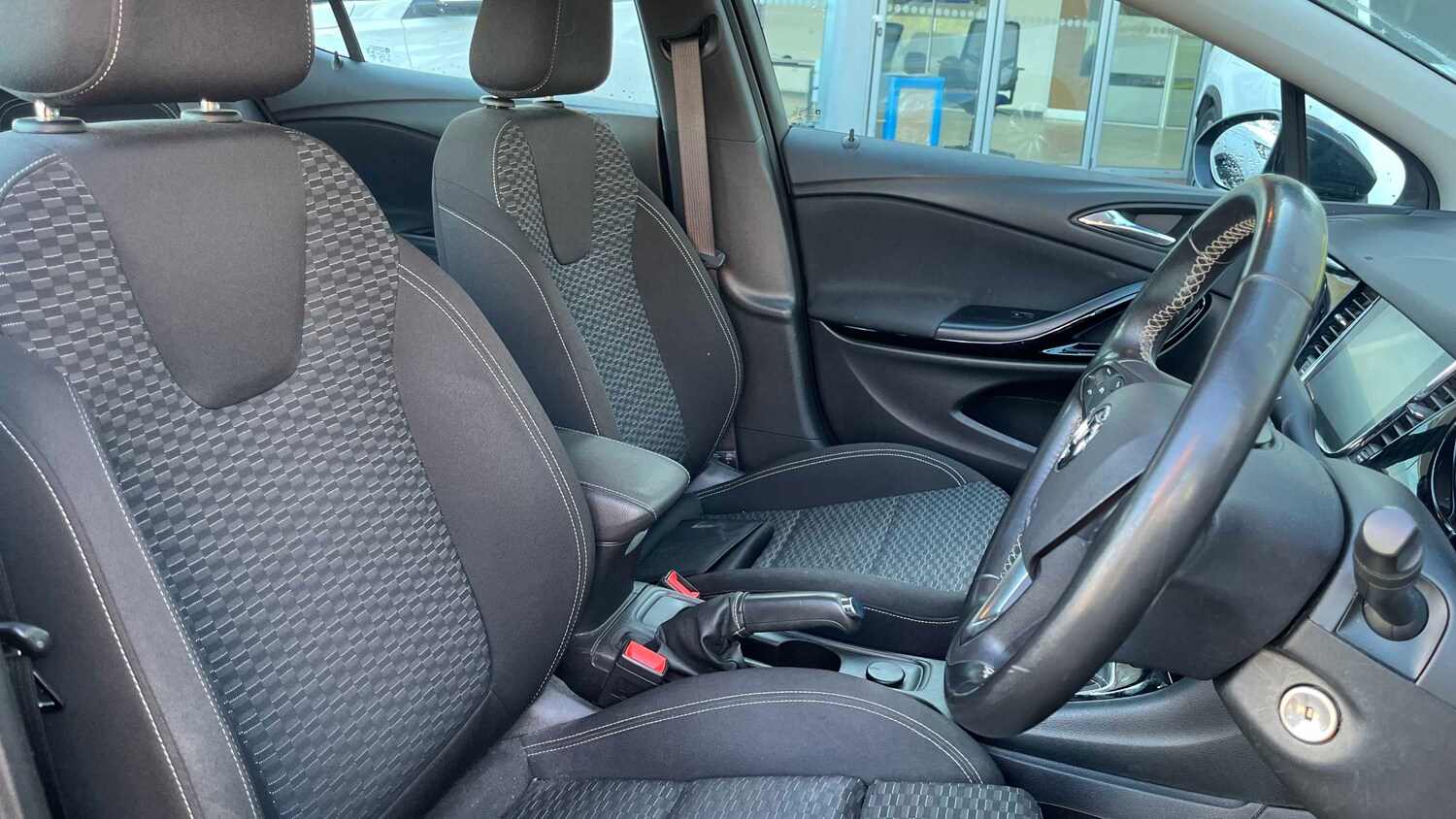 Used Vauxhall Astra 2018 for sale - 78129674: Photo 12