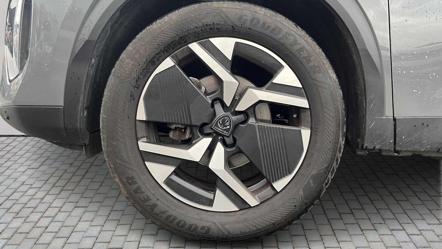 Used Peugeot 2008 2023 for sale - 76978701: Photo 11