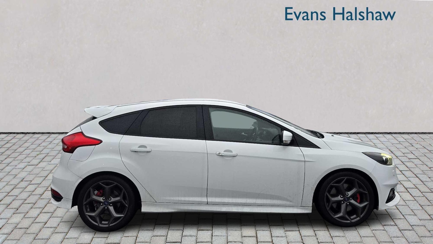Used Ford Focus 2015 for sale - 76889722: Photo 3