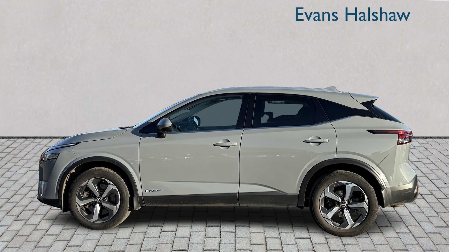 Used Nissan Qashqai 2023 for sale - 76610492: Photo 4