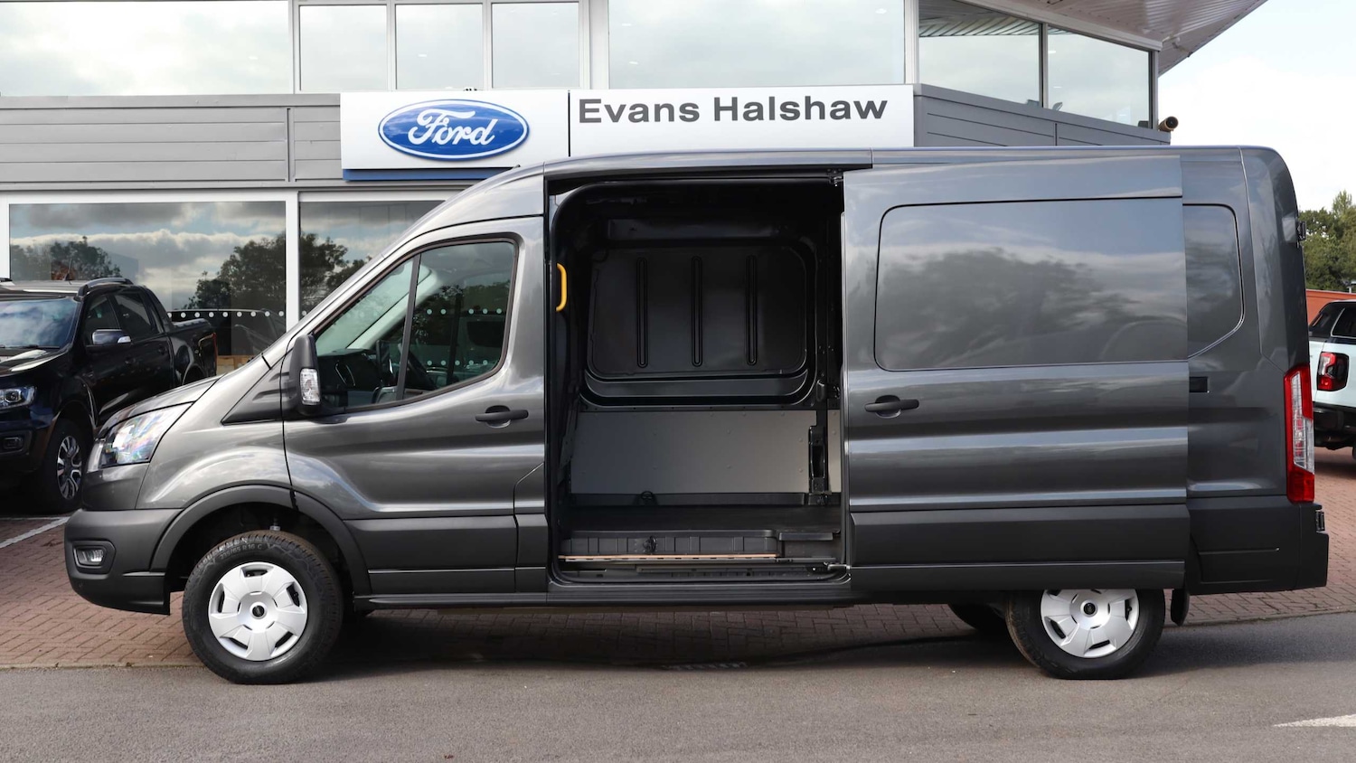 Used Ford E-Transit for sale - 76063465: Photo 10