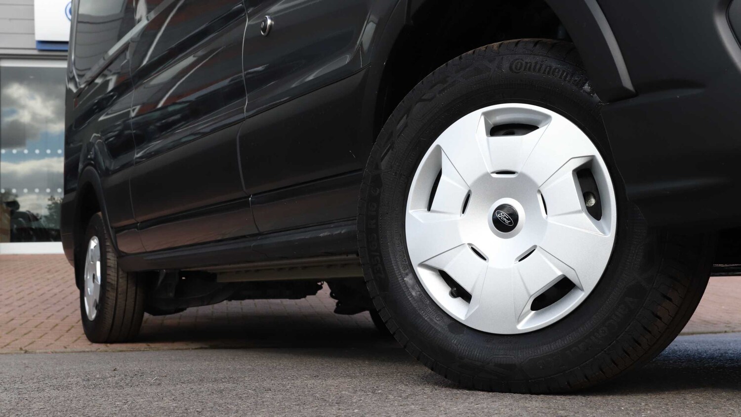 Used Ford E-Transit for sale - 76063465: Photo 3