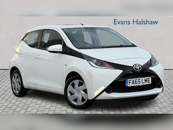 Used Toyota AYGO 2016 for sale - 77661359: Photo