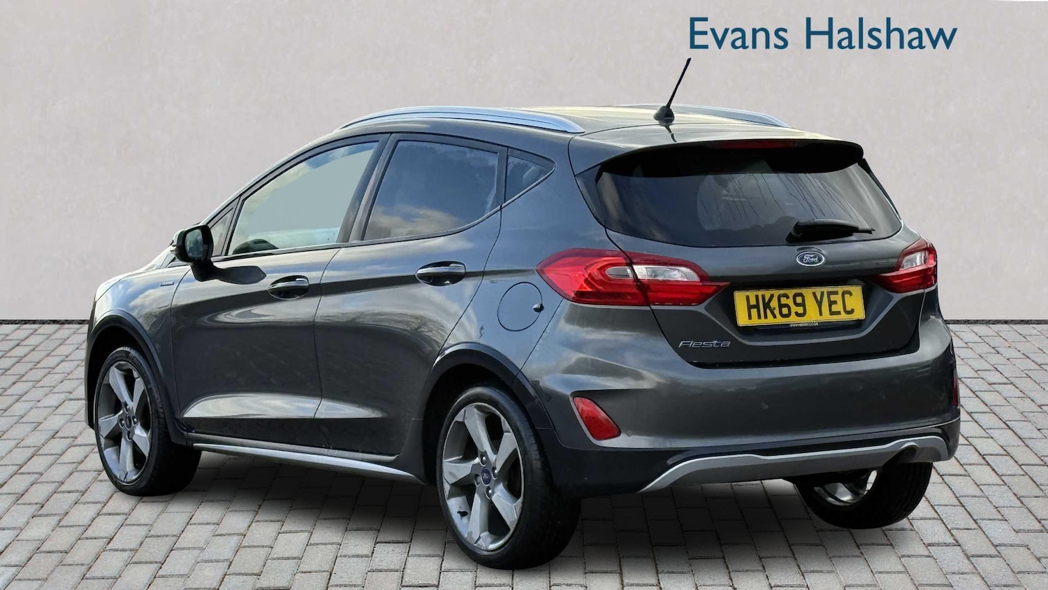 Used Ford Fiesta 2019 for sale - 77178845: Photo 4