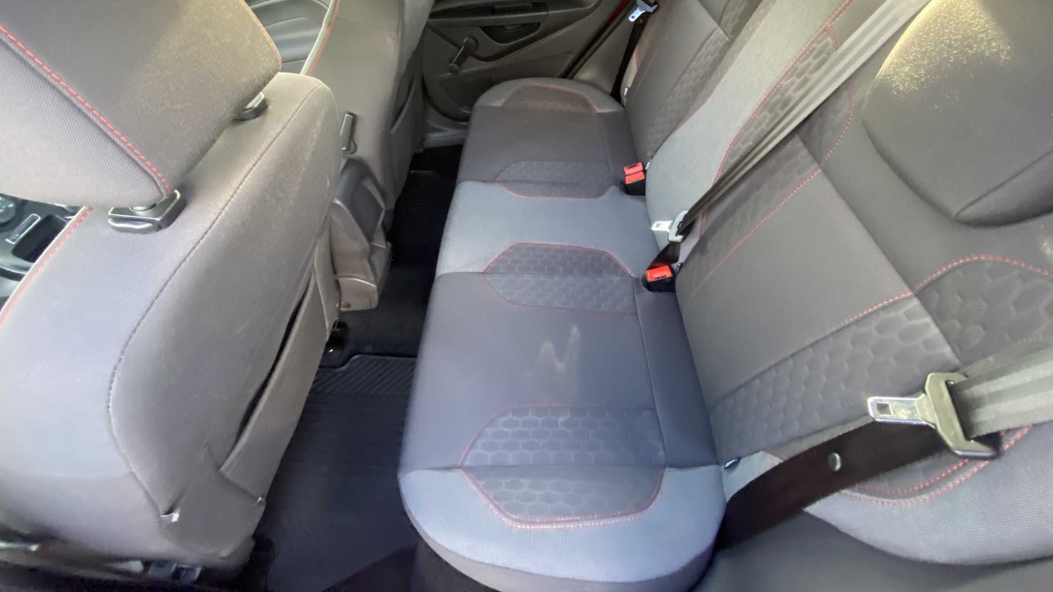 Used Ford Fiesta 2017 for sale - 75993897: Photo 14
