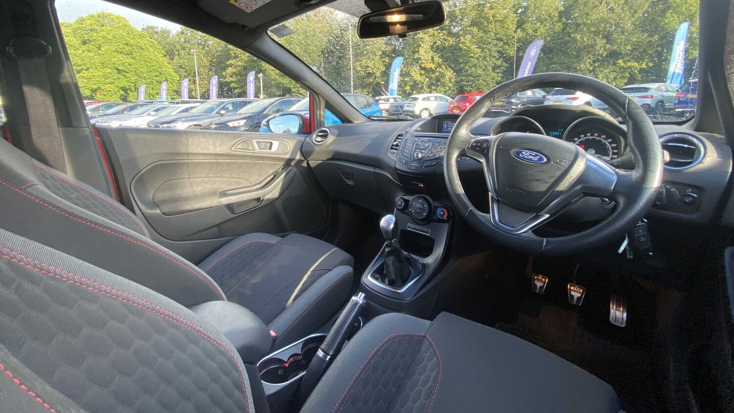 Used Ford Fiesta 2017 for sale - 75993897: Photo 17