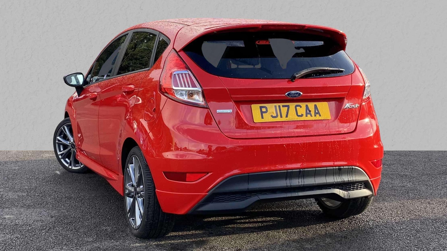 Used Ford Fiesta 2017 for sale - 75993897: Photo 2