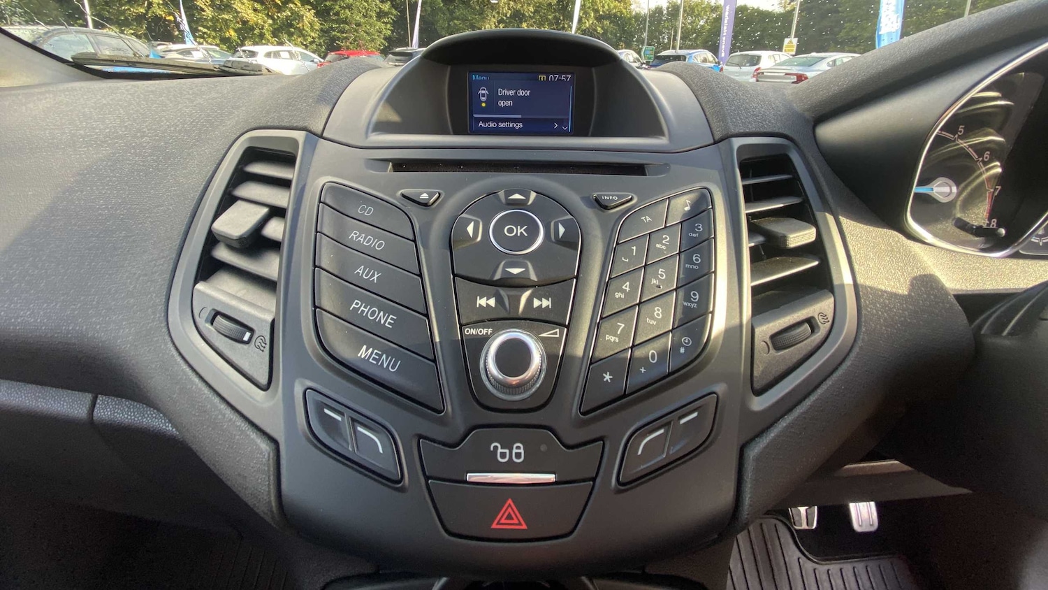 Used Ford Fiesta 2017 for sale - 75993897: Photo 32