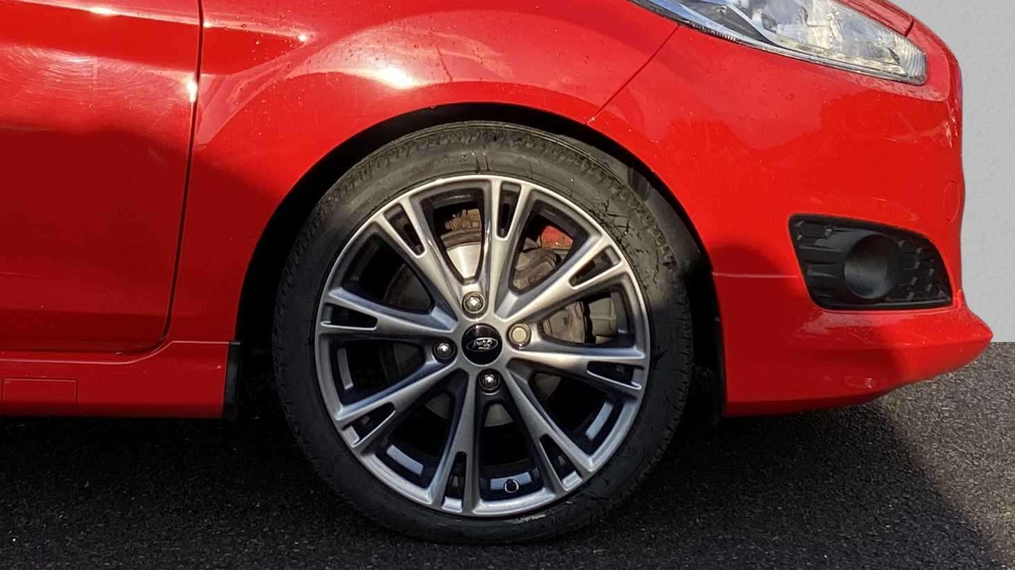 Used Ford Fiesta 2017 for sale - 75993897: Photo 8