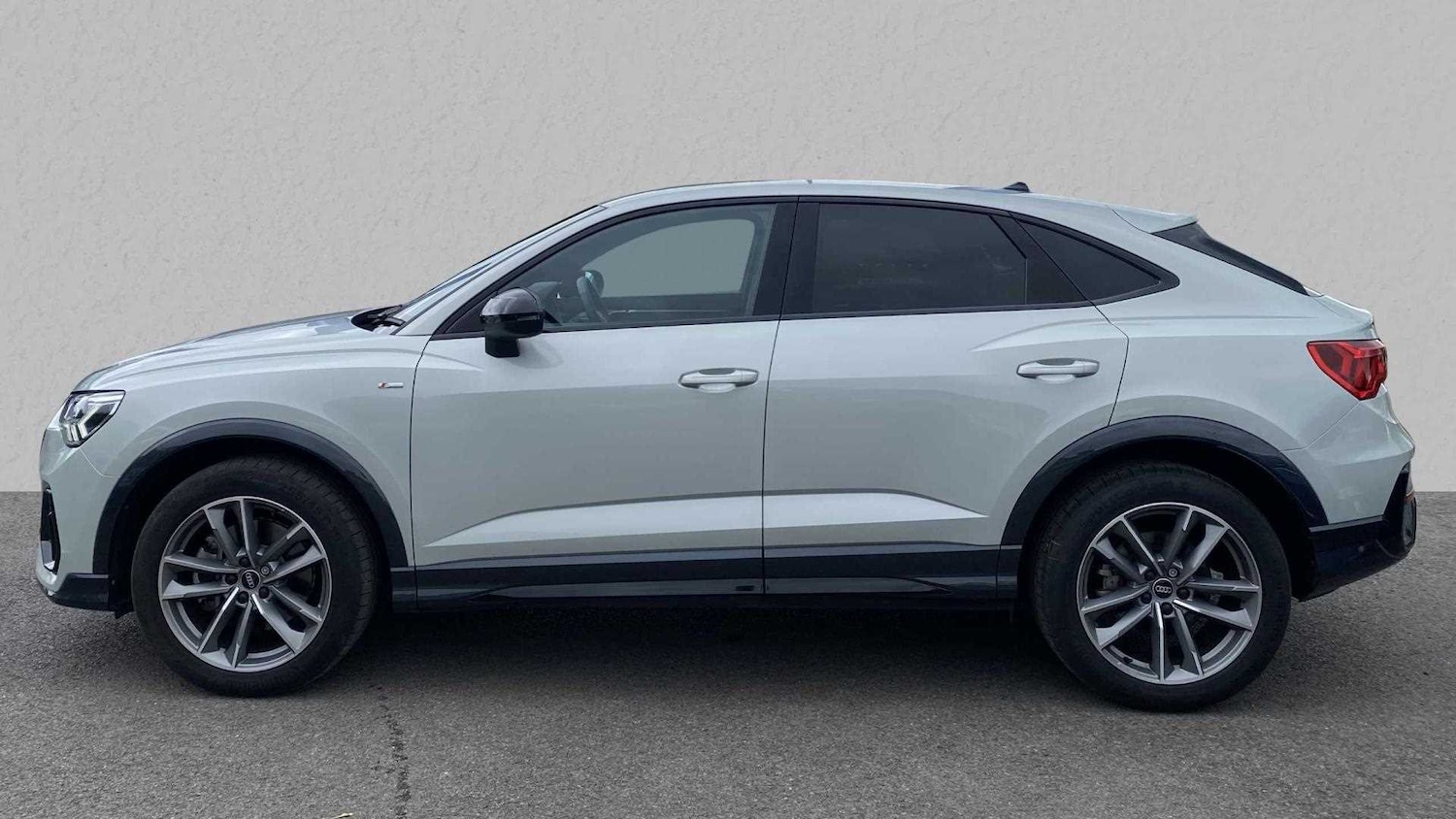 Used Audi Q3 2022 for sale - 77308407: Photo 5