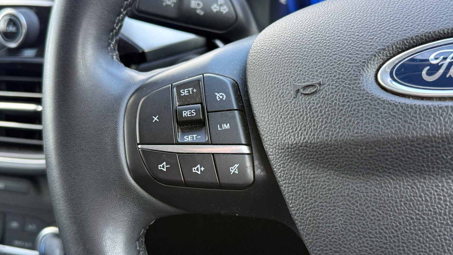 Used Ford Kuga 2023 for sale - 77886123: Photo 14