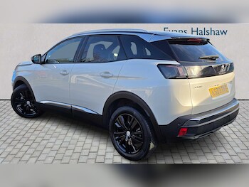 Used Peugeot 3008 2023 for sale - 77500305: Photo