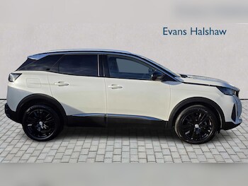 Used Peugeot 3008 2023 for sale - 77500305: Photo