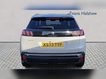 Used Peugeot 3008 2023 for sale - 77500305: Photo
