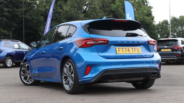 Used Ford Focus 2025 for sale - 75637761: Photo 2