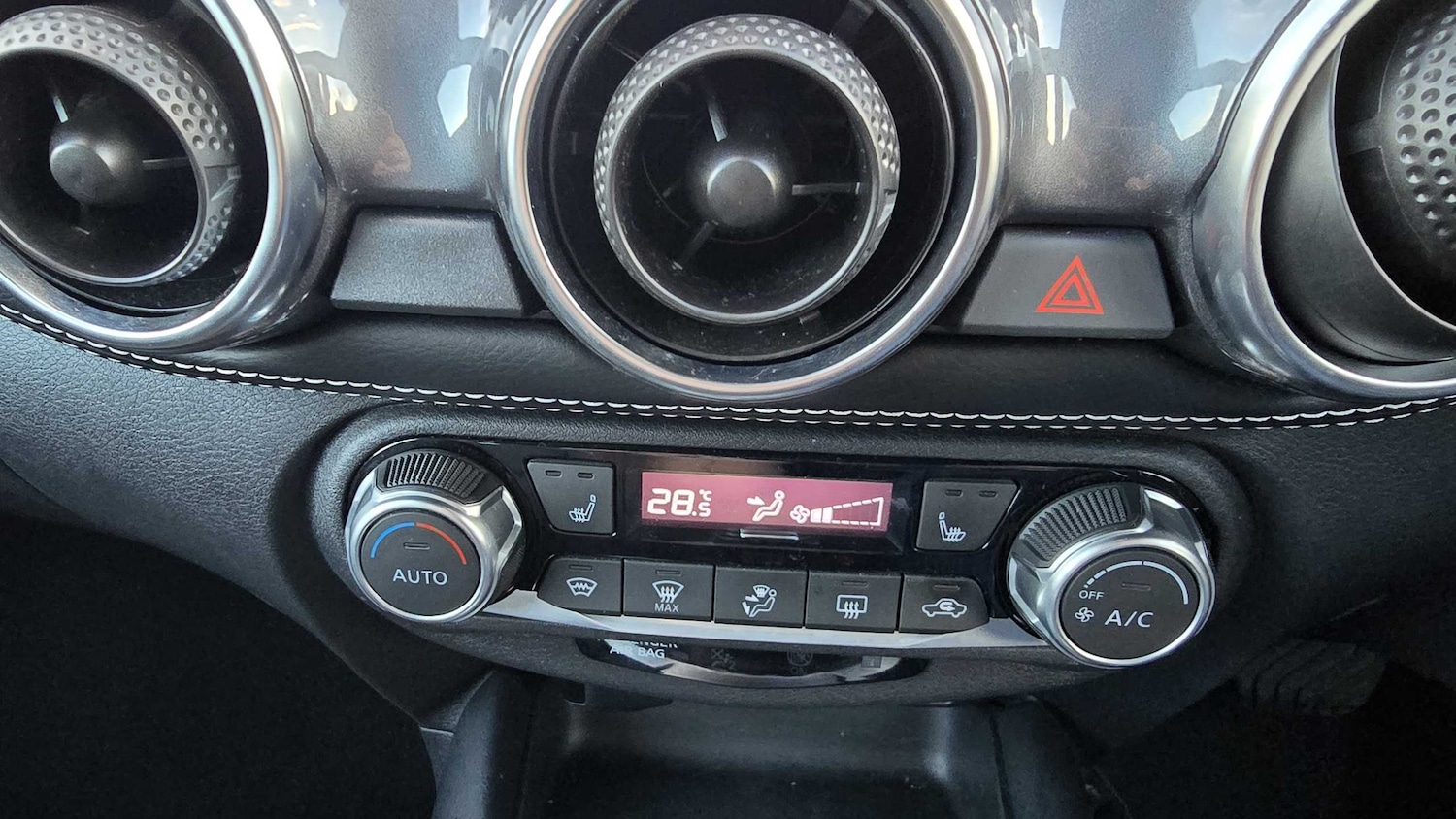 Used Nissan Juke 2024 for sale - 76401300: Photo 14