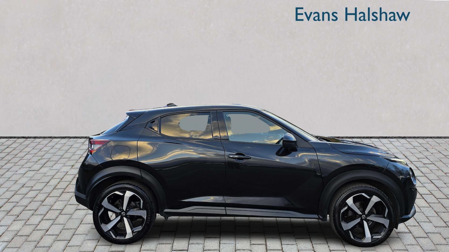 Used Nissan Juke 2024 for sale - 76401300: Photo 5