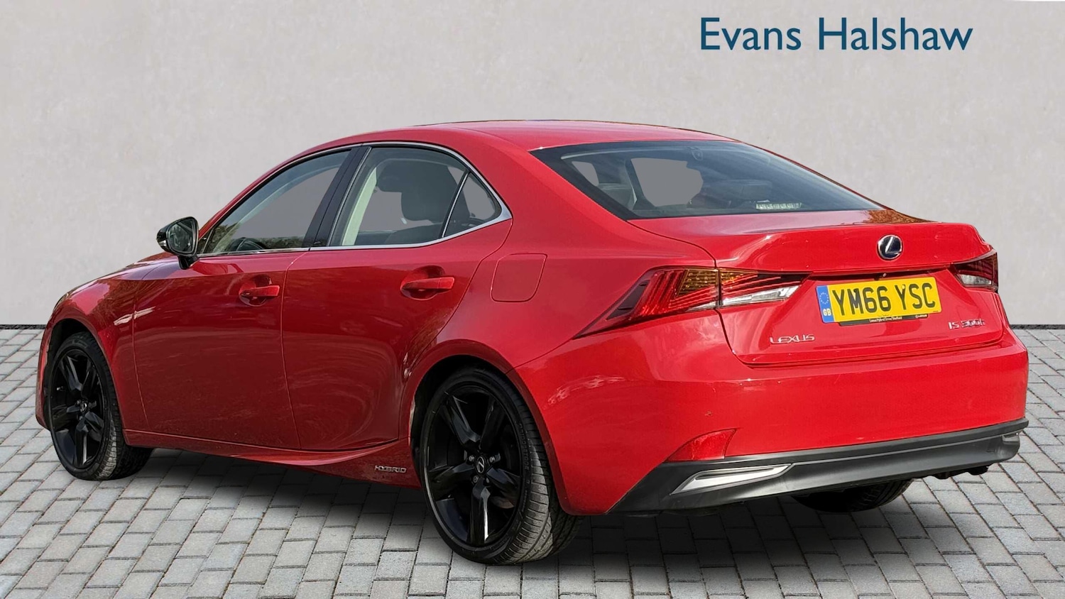 Used Lexus IS 2017 for sale - 76774151: Photo 5