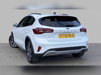 Used Ford Focus 2025 for sale - 76063227: Photo 2