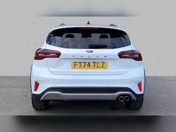 Used Ford Focus 2025 for sale - 76063227: Photo 4